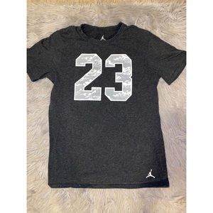 Jordan tee shirt